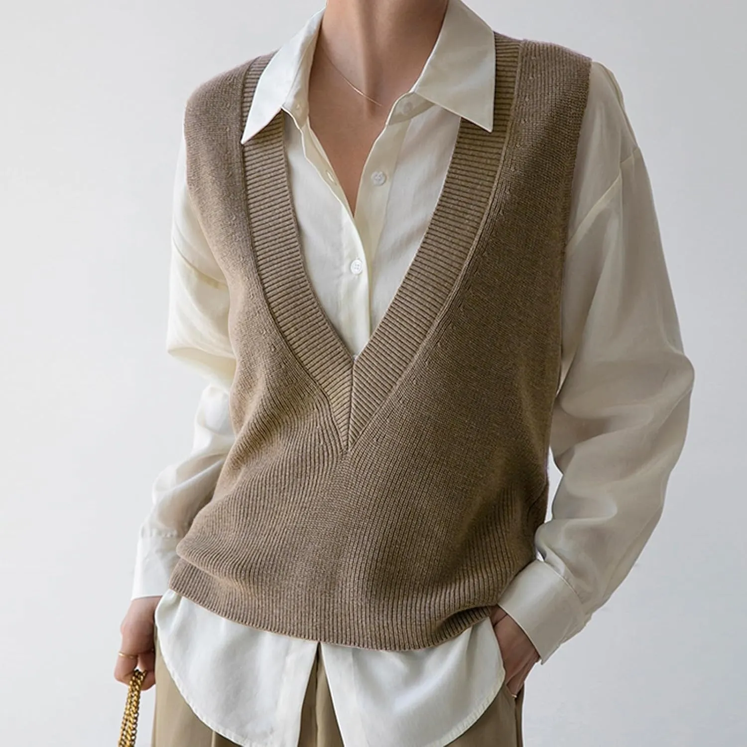 Blostirno Women's Sweater Vest V Neck Knit Pullover Vests Trendy Solid Knitwear Sleeveless Sweaters Tops