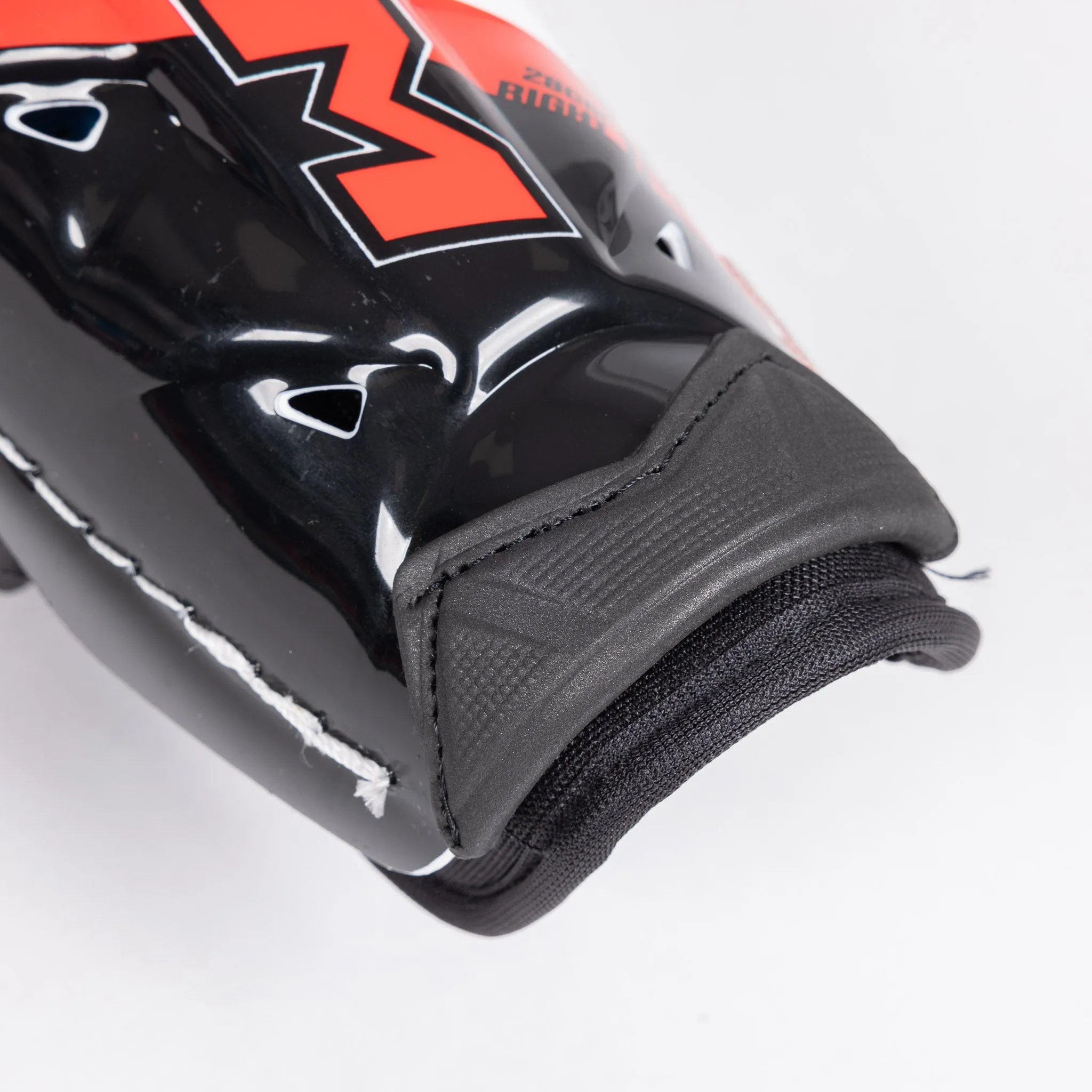 CCM Jetspeed Control Junior Hockey Shin Guards