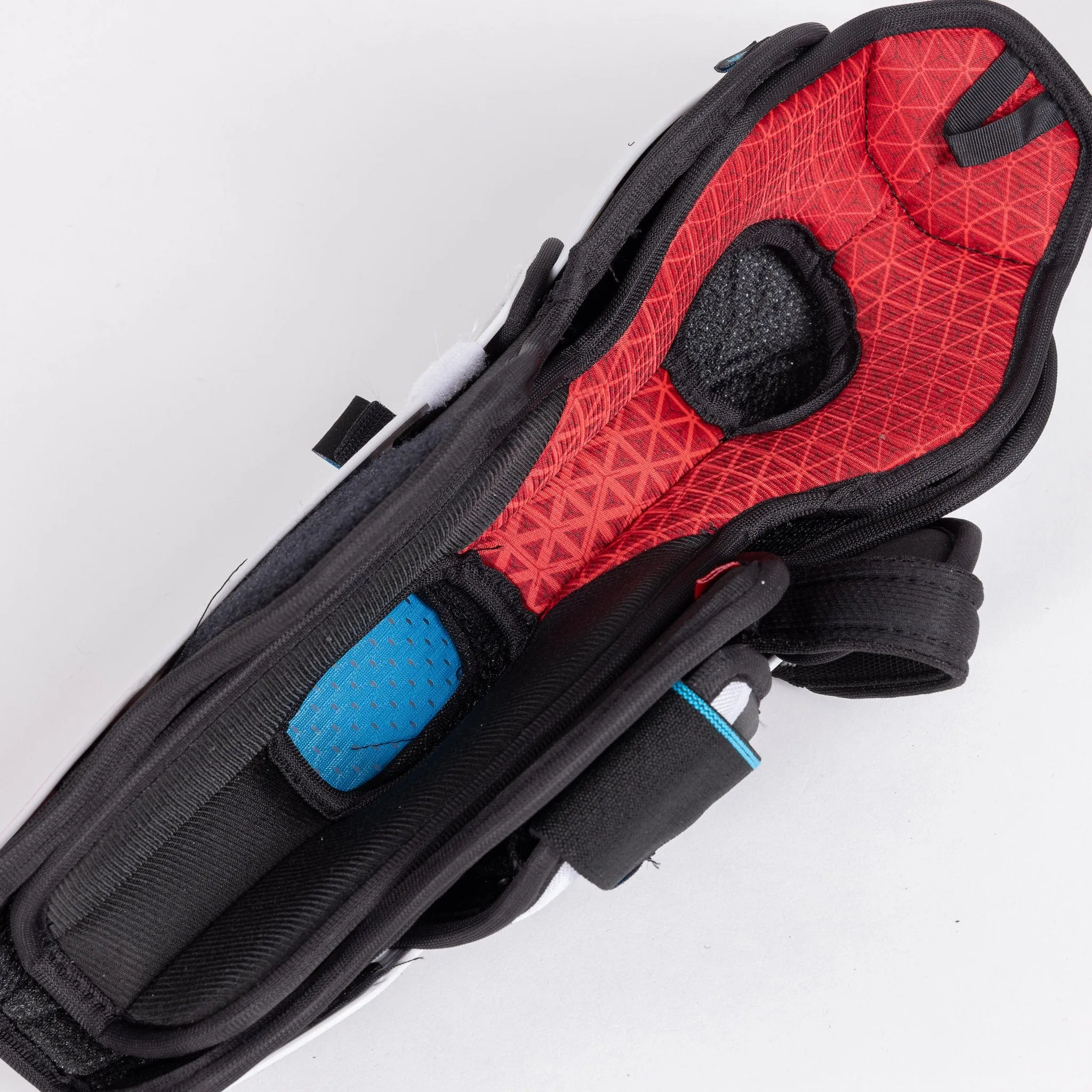 CCM Jetspeed Control Junior Hockey Shin Guards