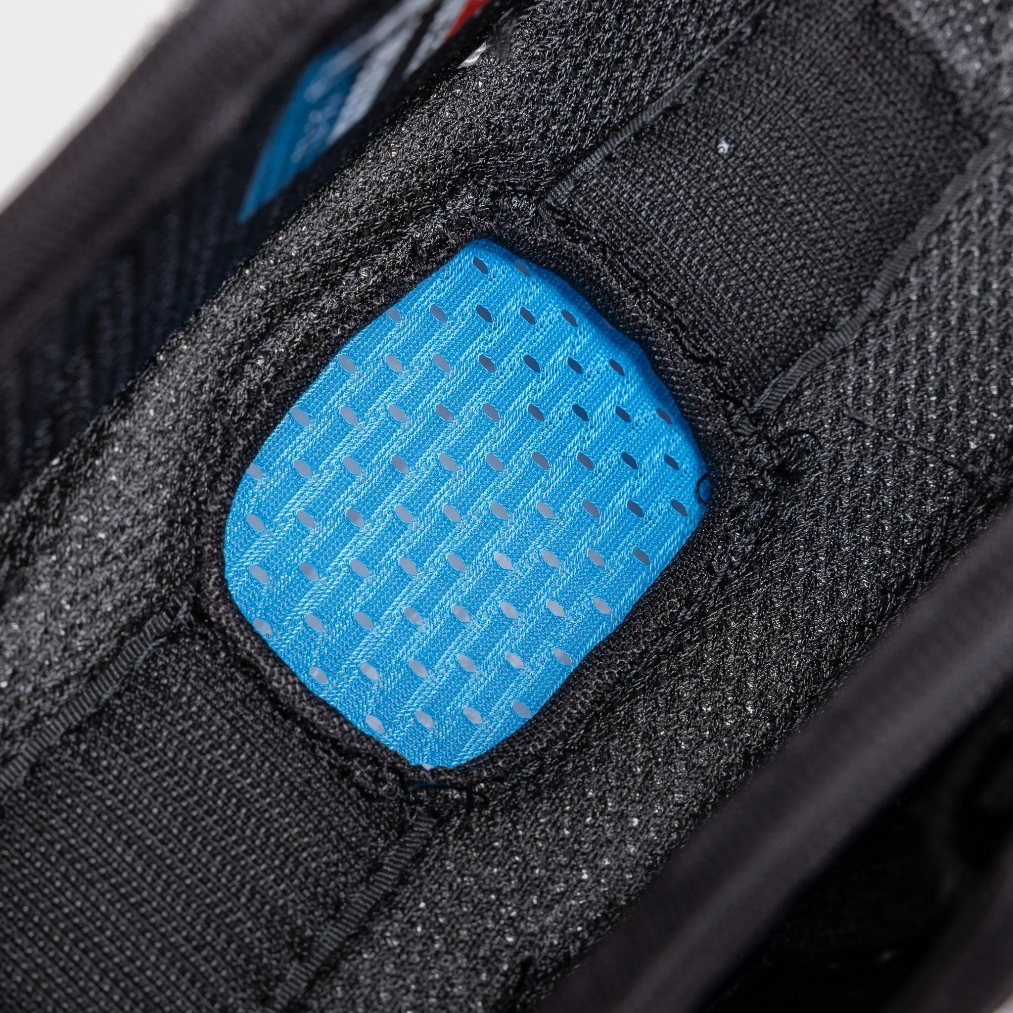 CCM Jetspeed Control Junior Hockey Shin Guards