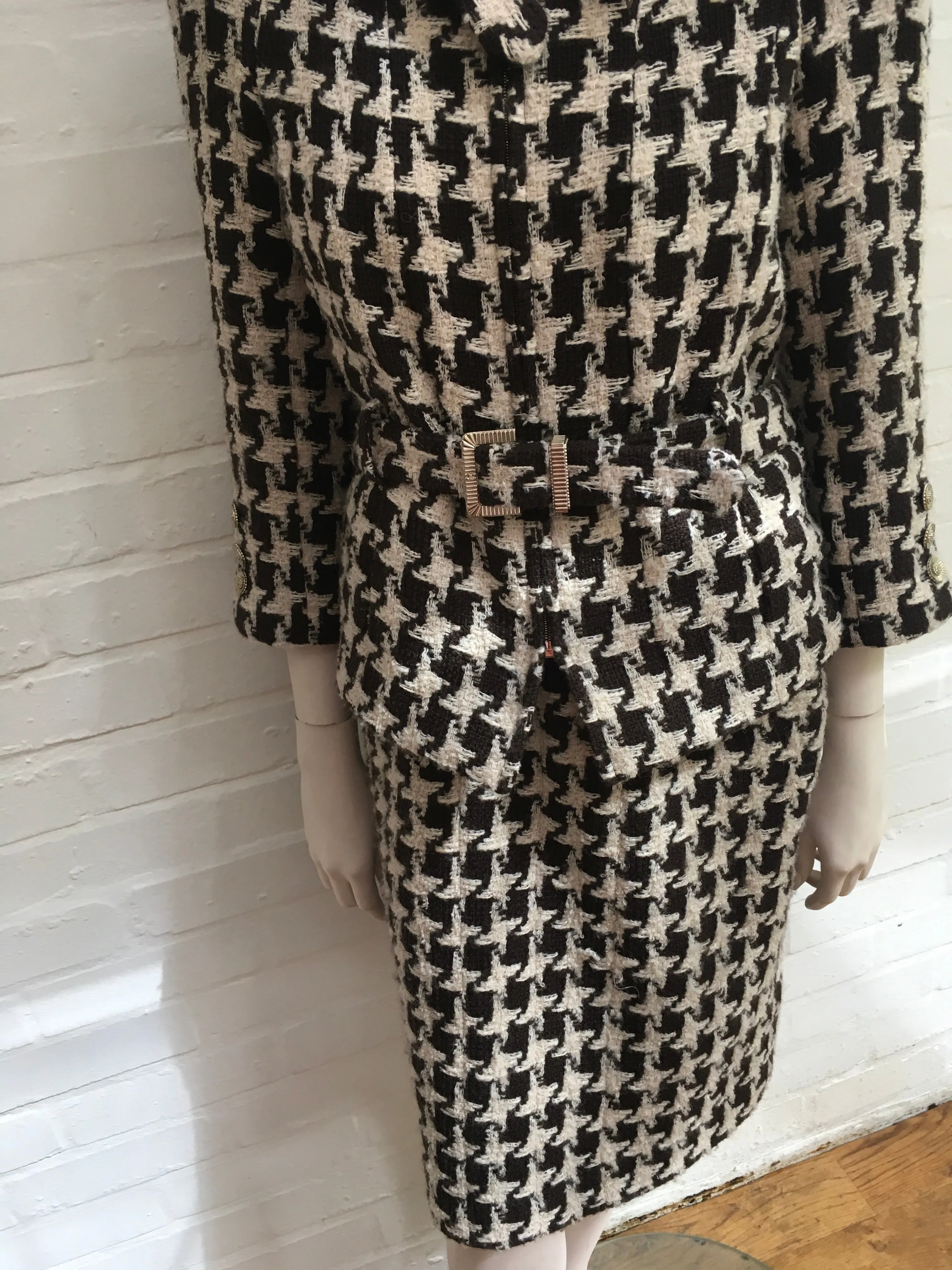 Chanel Iconic Houndstooth 2-piece dress jacket suit F 40 UK 12 US 8 Ladies