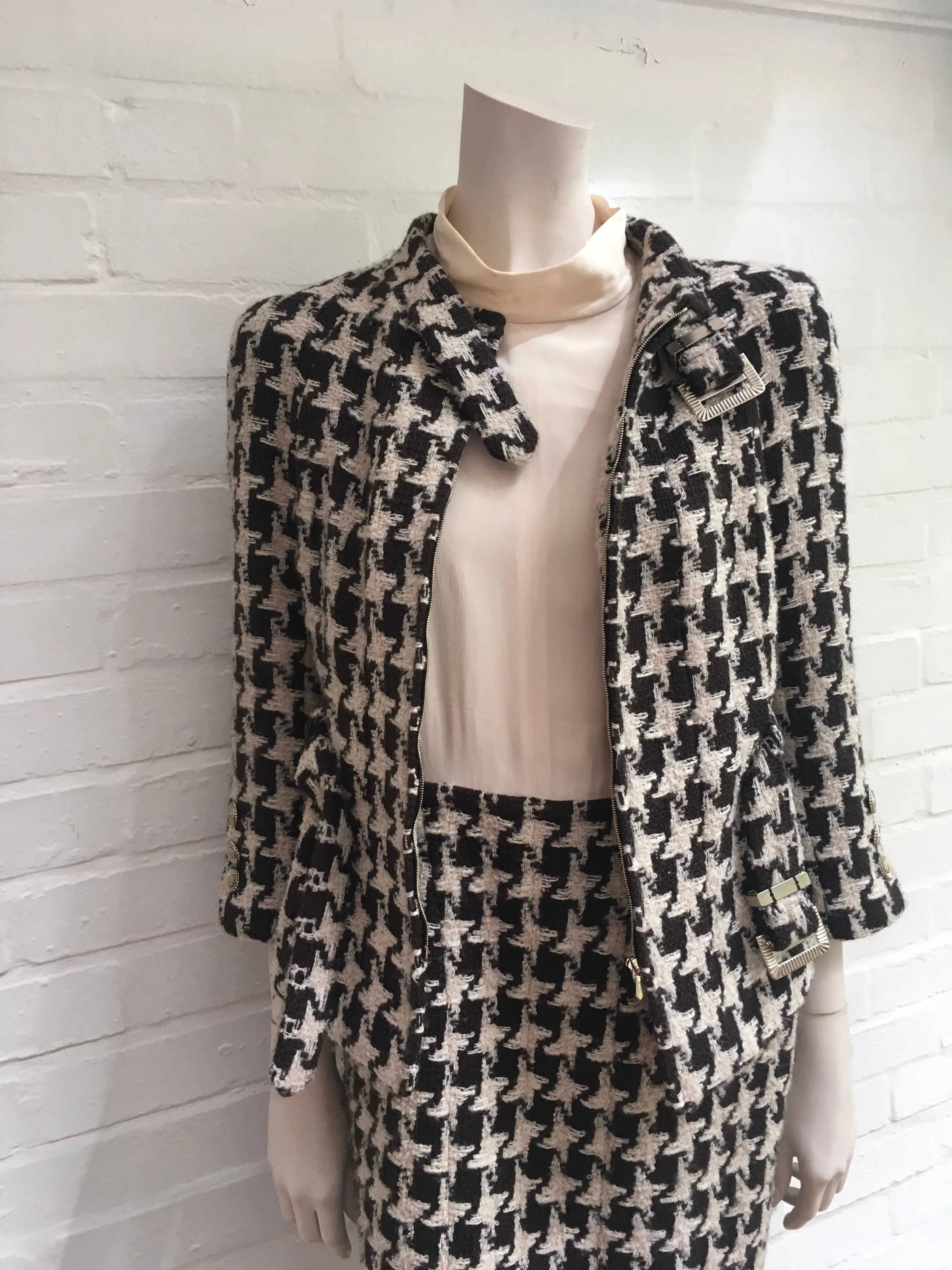 Chanel Iconic Houndstooth 2-piece dress jacket suit F 40 UK 12 US 8 Ladies