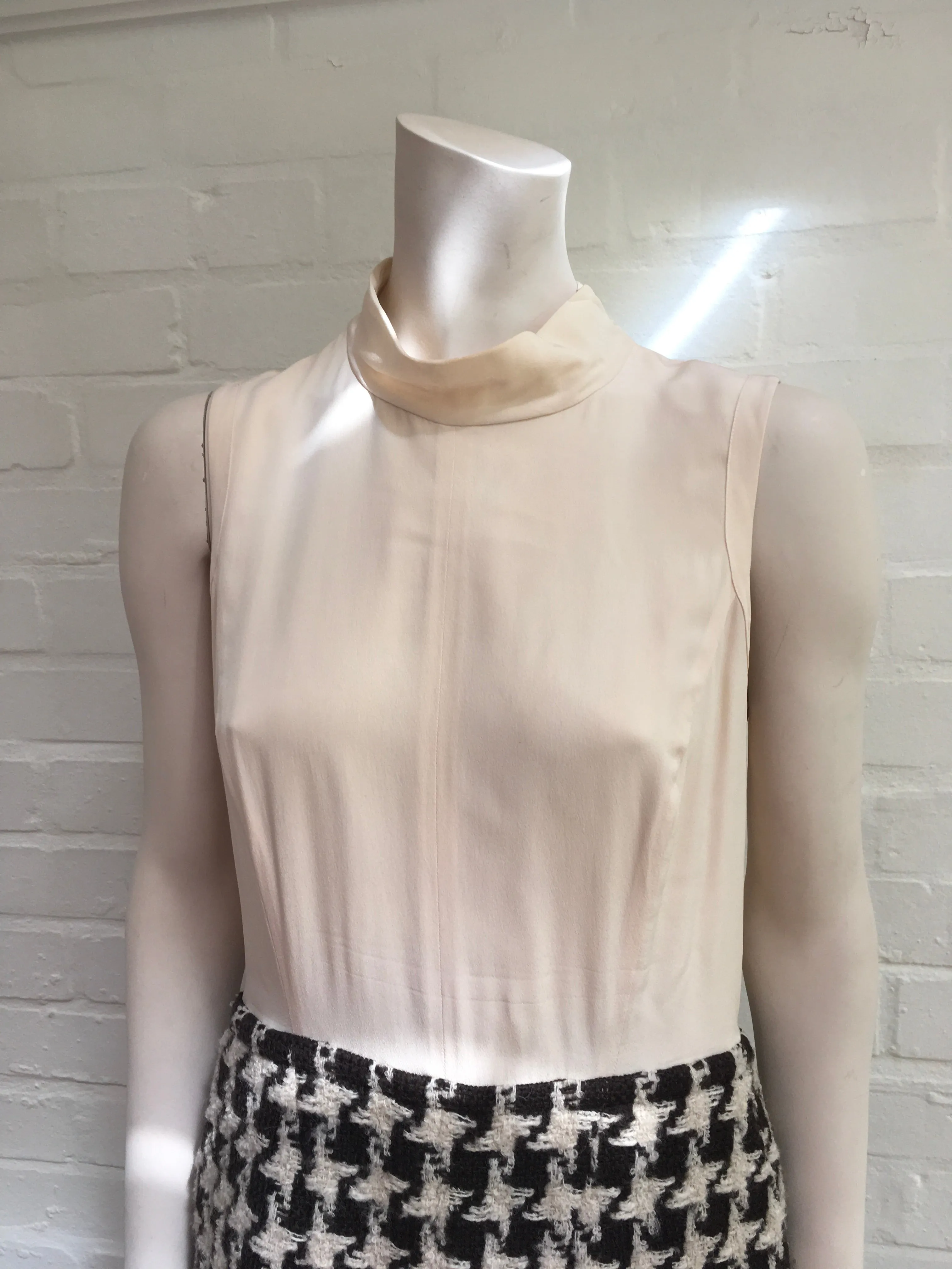 Chanel Iconic Houndstooth 2-piece dress jacket suit F 40 UK 12 US 8 Ladies