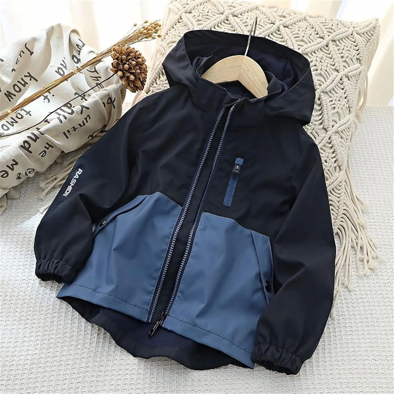 Down Boys Winter Jacket Boys' Spliced Hardshell Zipper Breathable Outdoor Children's Coat for 3 to 18 Month Winter Coat