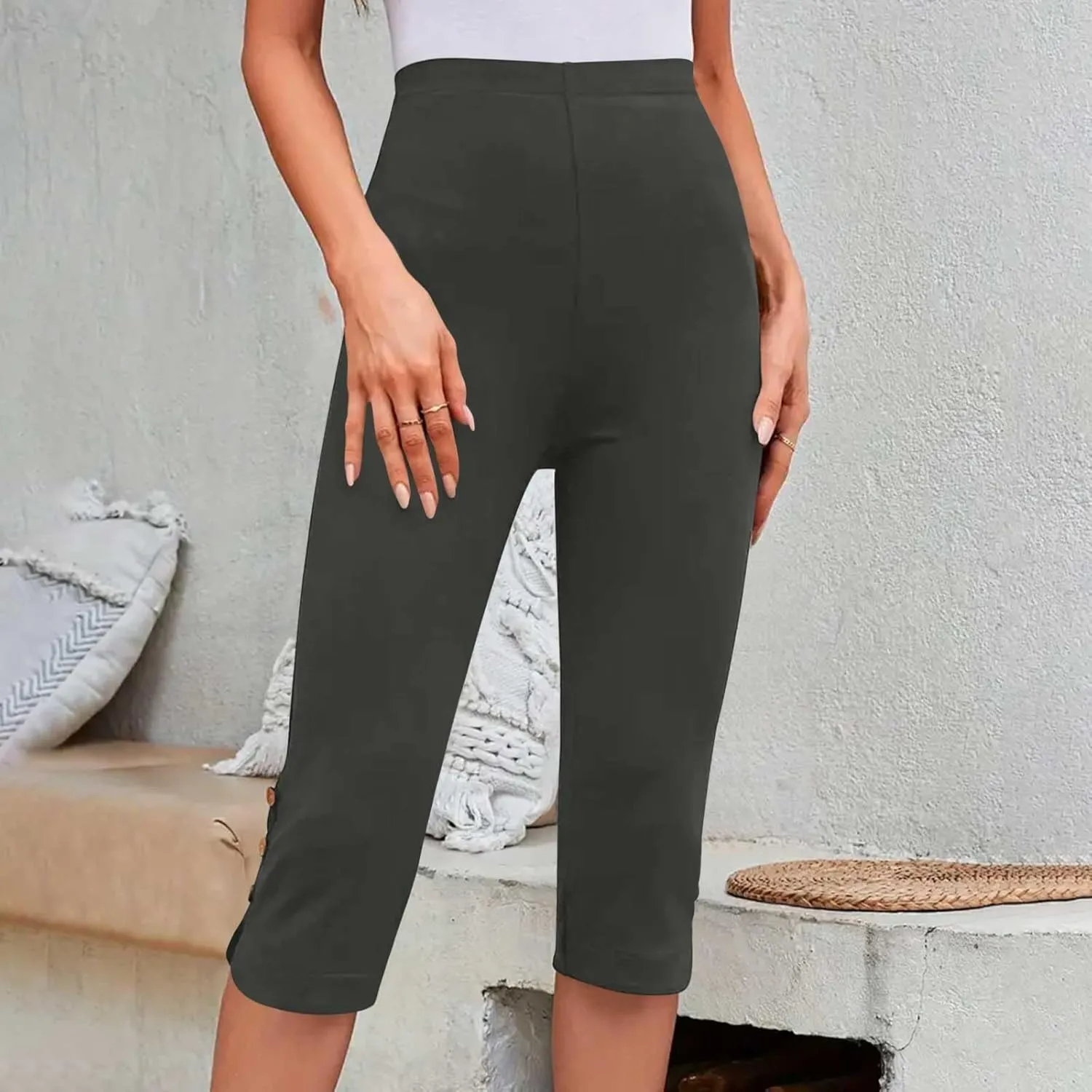 fanmpghleoo Plus Size Capris for Women High Waisted Capri Leggings Tummy Control Pull On Capris Dressy Casual Crop Pants 2025