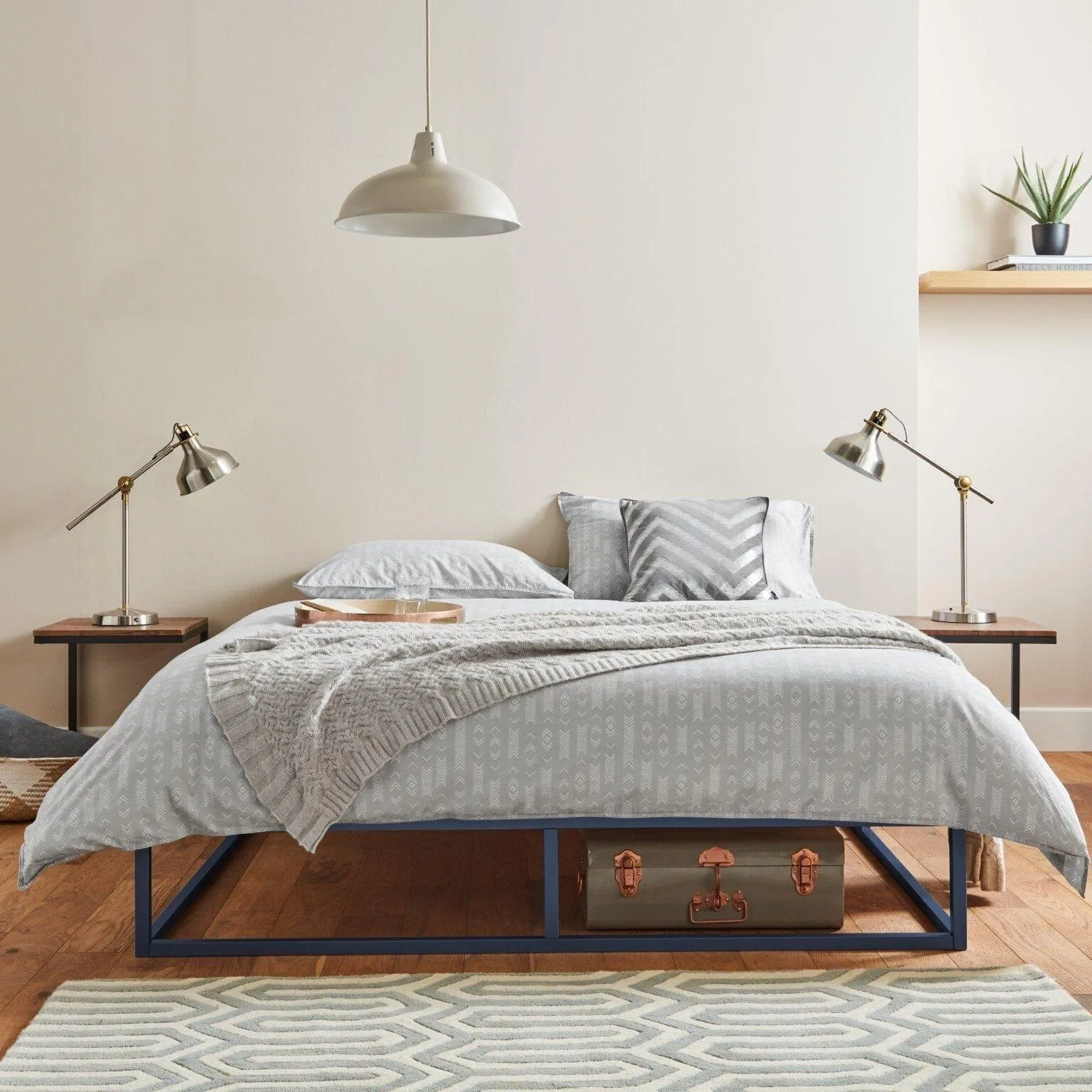 Outlet - Indy King Size Platform Bed - Blue Metal